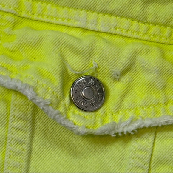 Zara Women’s Neon Green yellow Denim Distressed Crop Jeans Jacket Size XS - Picture 7 of 8